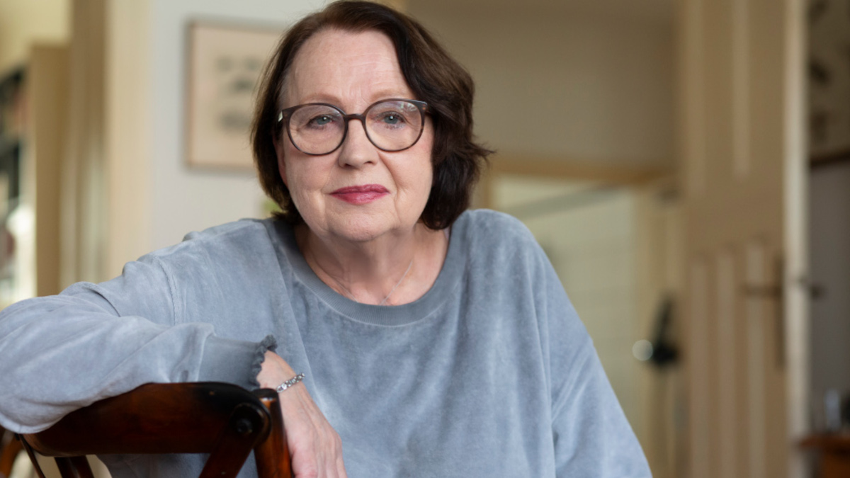 Die preisgekrönte Schriftstellerin Katja Lange-Müller kommt am 31. Juli mit ihrem Buch „Unser Ole“ in die Mediothek Krefeld. Foto: Annette Hausschild Die preisgekrönte Schriftstellerin Katja Lange-Müller kommt am 31. Juli mit ihrem Buch „Unser Ole“ in die Mediothek Krefeld. Foto: Annette Hausschild