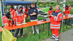 Impressionen vom Hundeschwimmen 2024 im Freibad Bockum. Bild: Stadt Krefeld, Presse und Kommunikation, Andreas Bischof