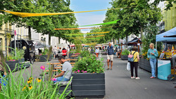 Impressionen vom Westwallmarkt. Bild: Stadt Krefeld, Presse und Kommunikation, Andreas Bischof